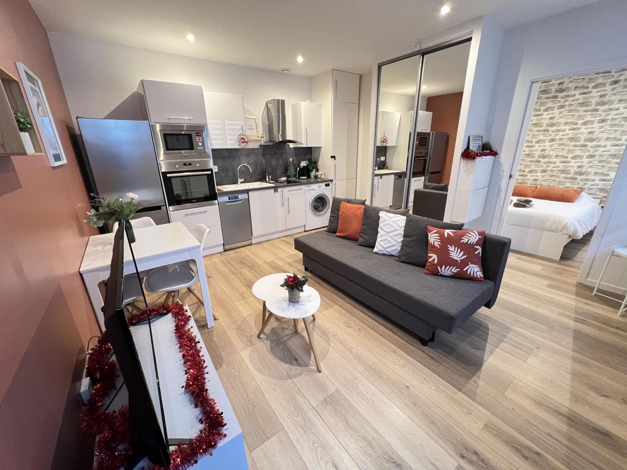 Le Remois - Charmant T2 - Renove - Parking - Cour Privative - Wifi Реймс Экстерьер фото